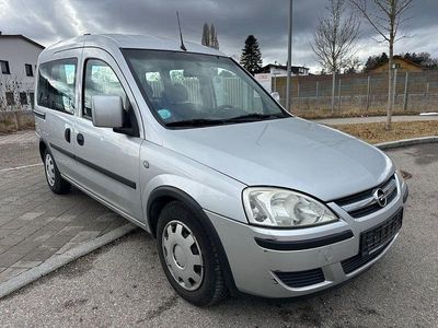 Silber Gebraucht 2006 Opel Combo Edition Van / Kleinbus | 4.500 € (Teuer)