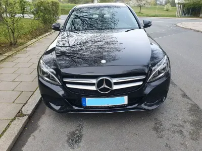 Gebraucht Mercedes C180 Edition 156 PS (114 kW) 2016 Schwarz Limousine