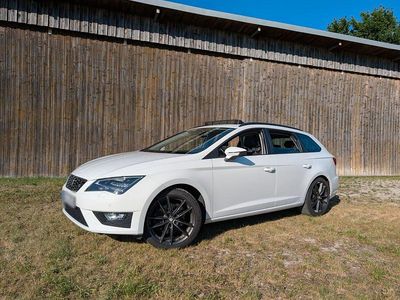 Gebraucht Seat Leon ST FR 179 PS (131 kW) 2015 Weiß Kombi