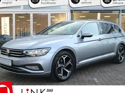 Gebraucht VW Passat Business 200 PS (147 kW) 2023 Silber Kombi