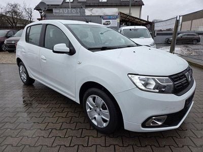 Gebraucht Dacia Sandero Comfort 95 PS (69 kW) 2019 Weiß Limousine