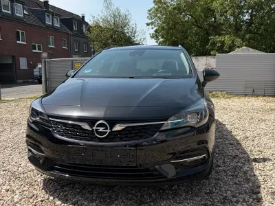 Gebraucht Opel Astra Sport 122 PS (89 kW) 2021 Schwarz Kombi