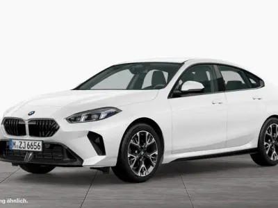 Gebraucht BMW 220 M Sport 156 PS (114 kW) 2025 Weiß Coupé