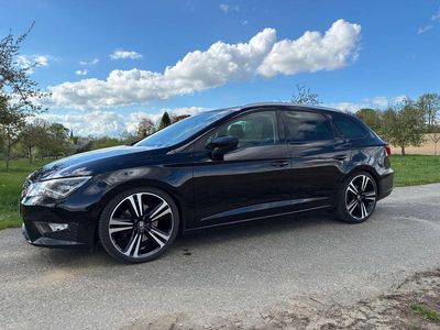 Second-hand Seat Leon ST FR 184 CP (135 kW) 2016 Negru Break