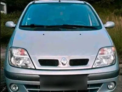 Gebraucht Renault Scénic 105 PS (77 kW) 2002 Van / Kleinbus