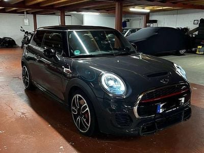 Gebraucht Mini John Cooper Works 231 PS (169 kW) 2018 Schwarz Kleinwagen