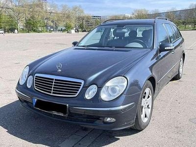Usata Mercedes E320 Avantgarde 224 CV (164 kW) 2005 Nero Station wagon