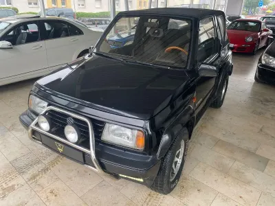 Gebraucht Suzuki Vitara 80 PS (58 kW) 1992 Schwarz Cabrio