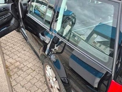 Schwarz Gebraucht 2006 VW Golf IV Kombi | 1.200 € (Fairer Preis)