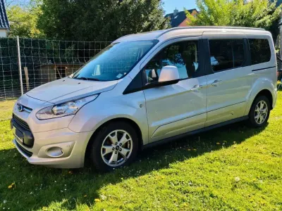 Gebraucht Ford Tourneo Connect Titanium 120 PS (88 kW) 2017 Silber Van / Kleinbus
