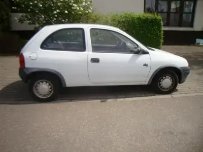 Gebraucht Opel Corsa 82 PS (60 kW) 1993 Weiß Kleinwagen