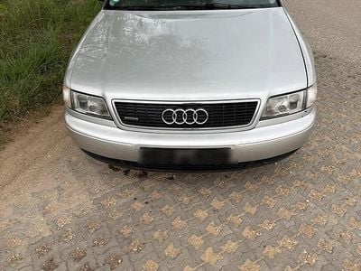 Gebraucht Audi A8 300 PS (220 kW) 1994 Silber Limousine