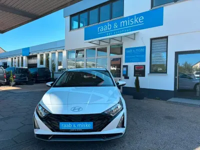 Neu Hyundai i20 Comfort 90 PS (66 kW) 2026 Weiß Kleinwagen