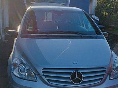 Mercedes B150