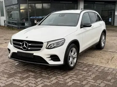 Używany Mercedes GLC220 Night 170 KM (125 kW) 2019 Biały SUV