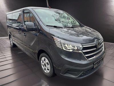 Grau Gebraucht 2024 Renault Trafic Evolution Van / Kleinbus | 34.800 € (Etwas zu teuer)