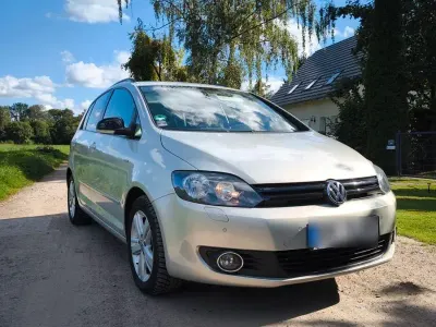 Second-hand VW Golf Plus Cross Match 122 CP (89 kW) 2013 Bej Monovolum