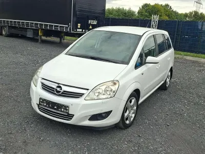 Gebraucht Opel Zafira 150 PS (110 kW) 2009 Weiß Van / Kleinbus
