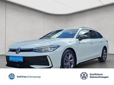 Second-hand VW Passat R-line 150 CP (110 kW) 2025 Alb Break