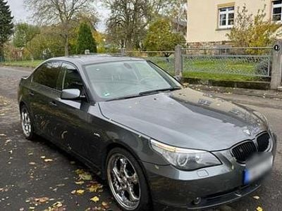 Gebraucht BMW 530 231 PS (169 kW) 2004 Grau Limousine