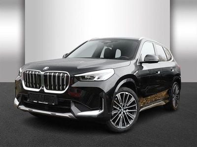 Schwarz Gebraucht 2023 BMW iX1 Luxury Line SUV | 37.990 € (Superpreis)