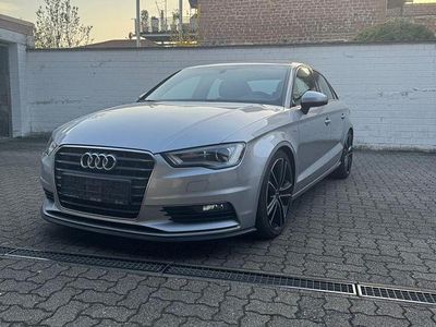 Gebraucht Audi A3 S-Line 179 PS (131 kW) 2015 Silber Limousine