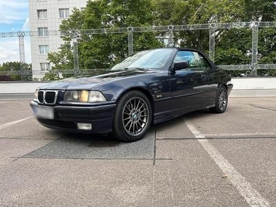 Gebraucht BMW 320 Cabriolet 150 PS (110 kW) 1997 Violet Cabrio