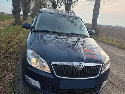 Gebraucht Skoda Roomster 60 PS (44 kW) 2012 Blau Van / Kleinbus