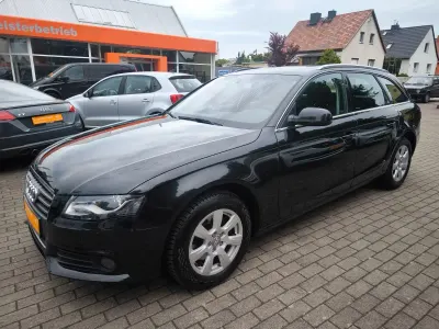 Używany Audi A4 Ambiente 143 KM (105 kW) 2011 Czarny Kombi