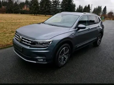Gebraucht VW Tiguan Allspace 150 PS (110 kW) 2019 Grau SUV