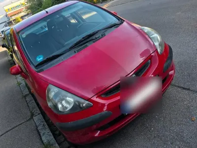 Gebraucht Honda Jazz 83 PS (61 kW) 2003 Rot Kleinwagen