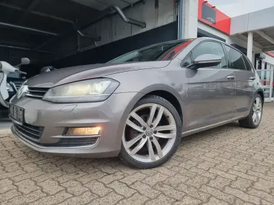 Gebraucht VW Golf VII Highline 140 PS (102 kW) 2013 Grau Limousine