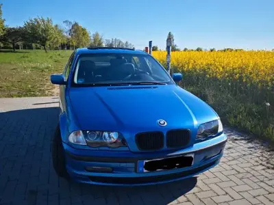 Usata BMW 320 170 CV (125 kW) 2001 Blu Berlina