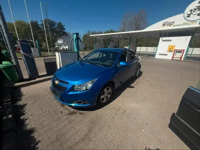 Gebraucht Chevrolet Cruze 100 PS (73 kW) 2009 Blau Limousine