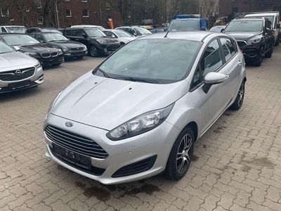 Gebraucht Ford Fiesta Trend 82 PS (60 kW) 2013 Silber Kleinwagen