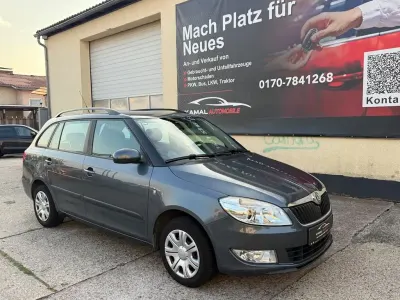 Gebraucht Skoda Fabia Ambiente 69 PS (50 kW) 2011 Grau Kombi