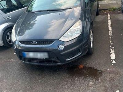 Usata Ford S-MAX Titanium 140 CV (102 kW) 2009 Monovolume