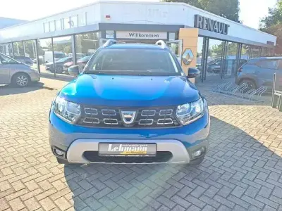 Gebraucht Dacia Duster Celebration 150 PS (110 kW) 2021 Blau SUV