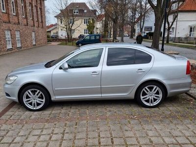 gebraucht Skoda Octavia 1.6 Ambiente Ambiente