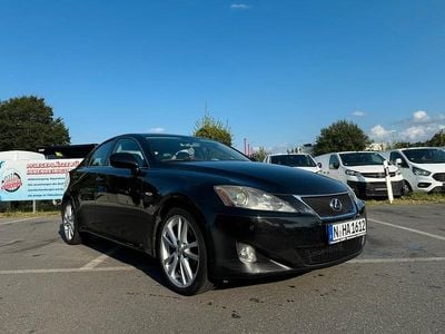 Schwarz Gebraucht 2006 Lexus IS220d Limousine | 4.500 € (Fairer Preis)