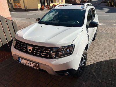 Gebraucht Dacia Duster Celebration 131 PS (96 kW) 2020 Weiß SUV