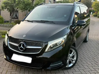 Gebraucht Mercedes V250 Avantgarde 190 PS (139 kW) 2015 Schwarz Van / Kleinbus