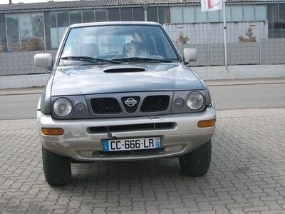 Gebraucht Nissan Terrano Comfort 125 PS (91 kW) 1997 Silber SUV