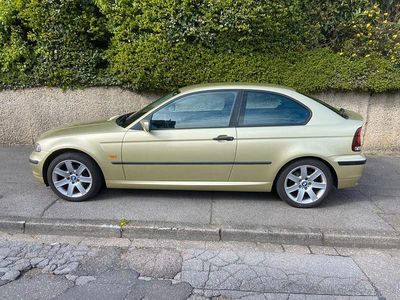 Gebraucht BMW 318 143 PS (105 kW) 2003 Gold Coupé