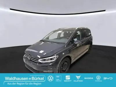 Usata VW Touran Active 150 CV (110 kW) 2023 Grigio Monovolume