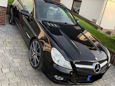 Begagnad Mercedes SL350 315 HK (231 kW) 2009 Svart Cab