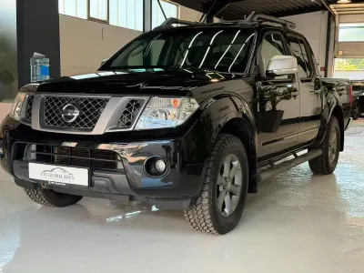 Gebraucht Nissan Navara Platinum 190 PS (139 kW) 2014 Schwarz Pickup