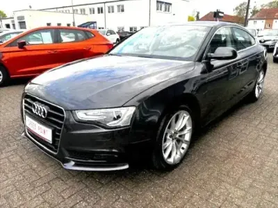Gebraucht Audi A5 Sportback 204 PS (150 kW) 2014 Lavagrau perleffekt Kleinwagen