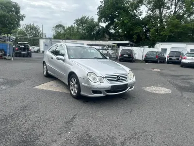 Gebraucht Mercedes C180 140 PS (102 kW) 2007 Grau Kleinwagen