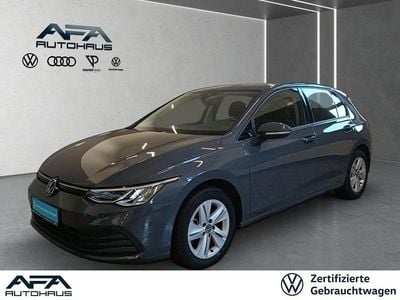 Delfingrau metallic Gebraucht 2024 VW Golf Life Limousine | 21.990 € (Guter Preis)